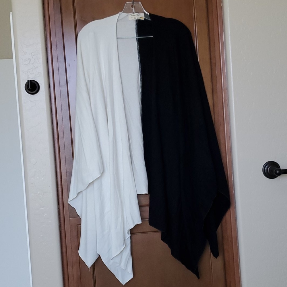 Donni Charm Shawl